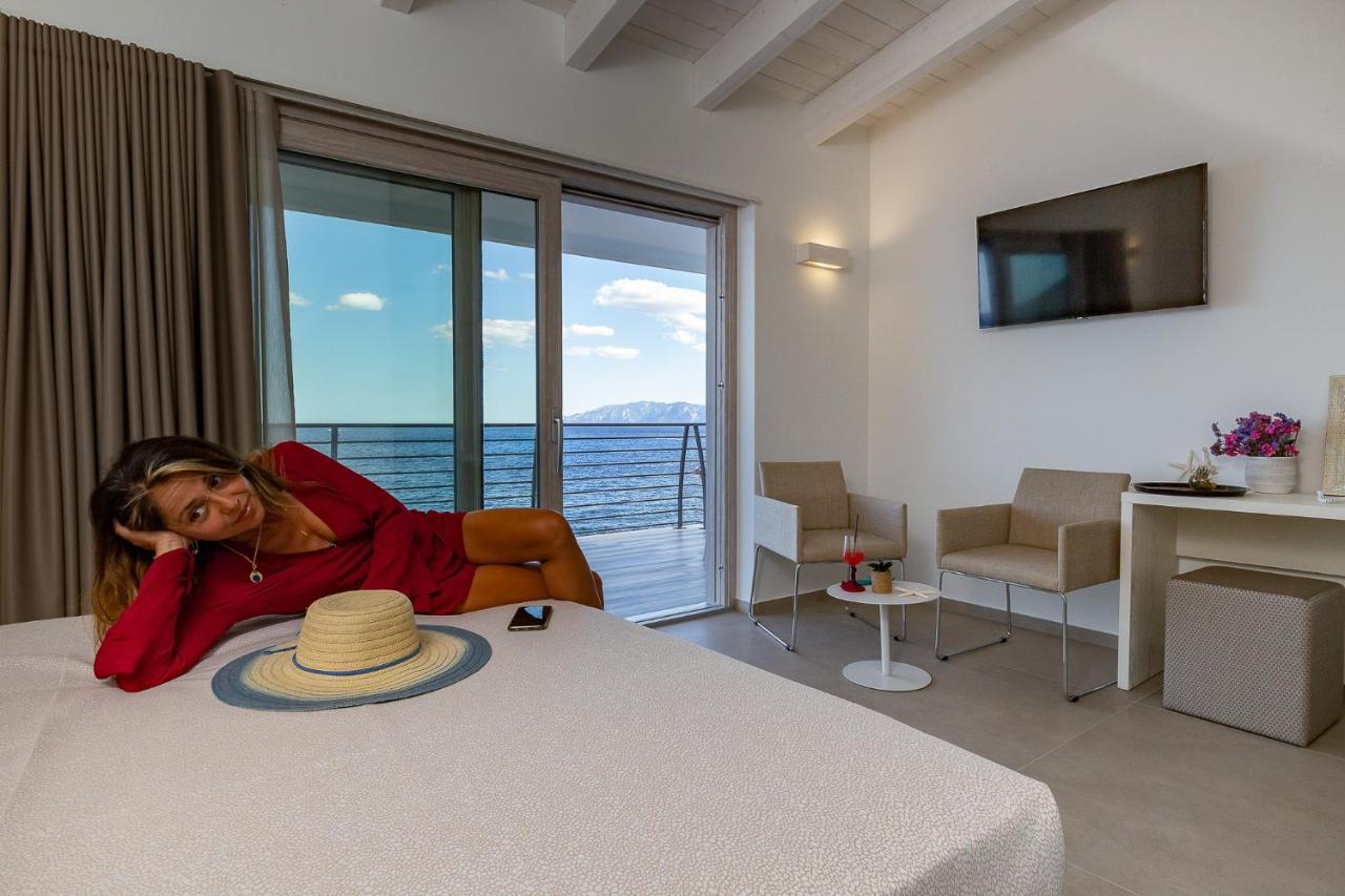 Hotel Caramare Кала-Гононе Экстерьер фото