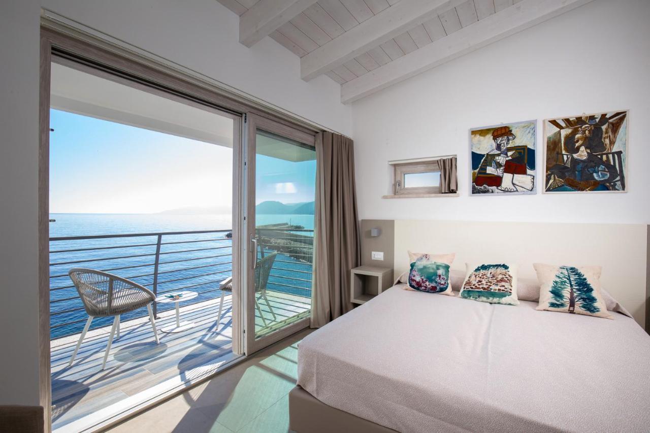 Hotel Caramare Кала-Гононе Экстерьер фото